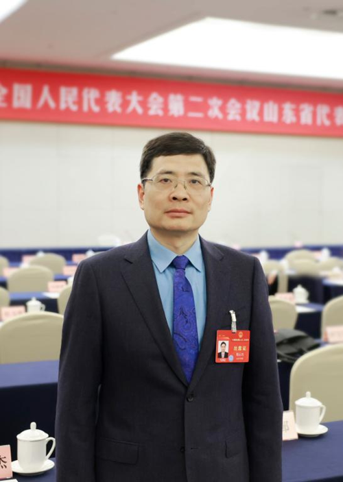 “4+1”，全國人大代表周云杰的“兩會聚焦”