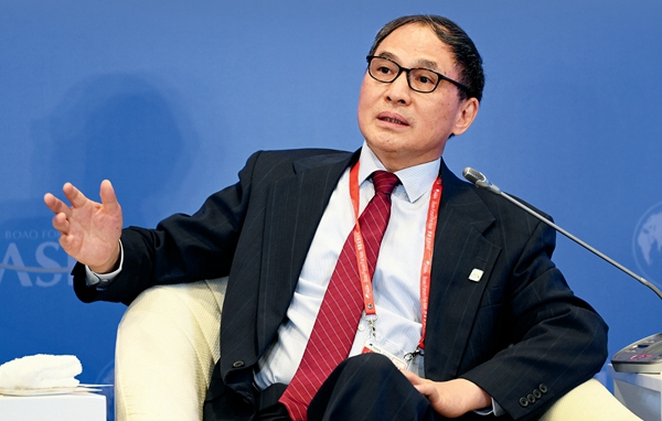 專訪學(xué)者鄭永年：“西方別再給中國算命了”