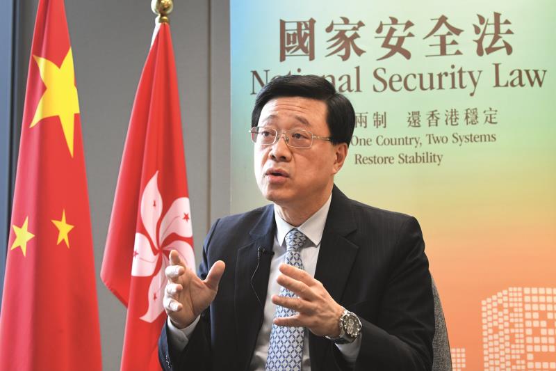 李家超,同為香港開新篇