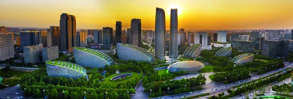 成都，青年與城市共成長(zhǎng)