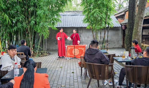 竹藝村，把低端竹產(chǎn)品上升到藝術(shù)品
