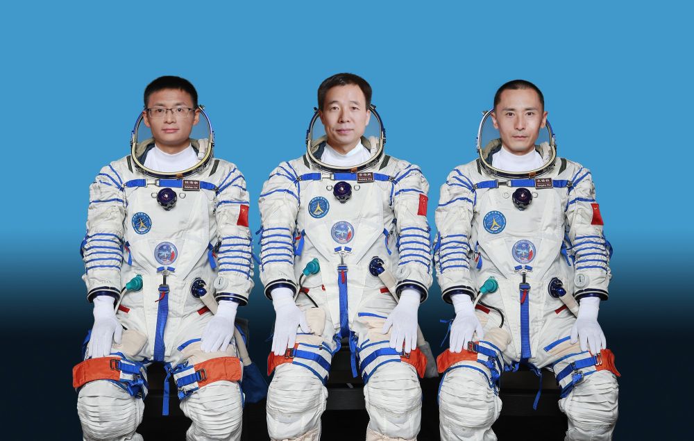 神十六航天員公布!景海鵬、朱楊柱、桂海潮的故事很精彩!