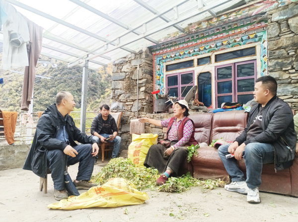 “建行老兵”晉松：往前沖，不能“松”