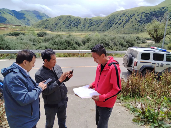 德格縣法院：把“石榴籽”調解室建在群眾需要的地方