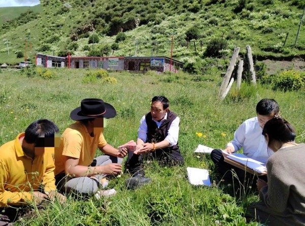 德格縣法院：把“石榴籽”調解室建在群眾需要的地方
