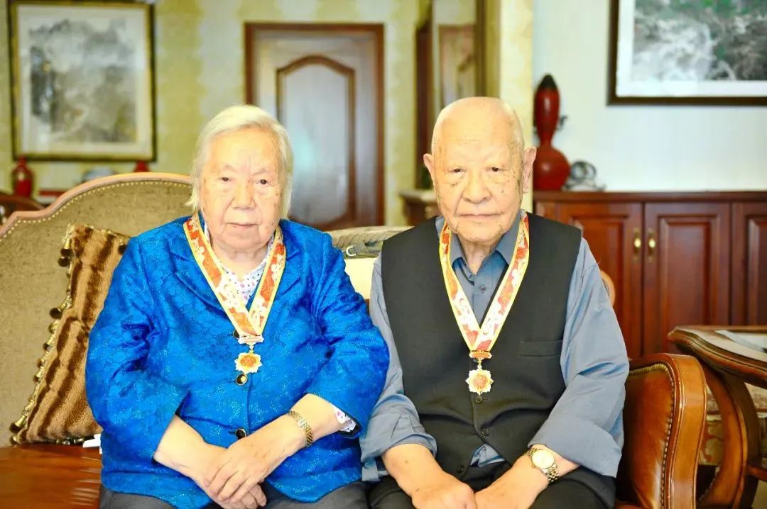 “神炮將軍”去世，打最狠的仗，寫(xiě)最美情書(shū)