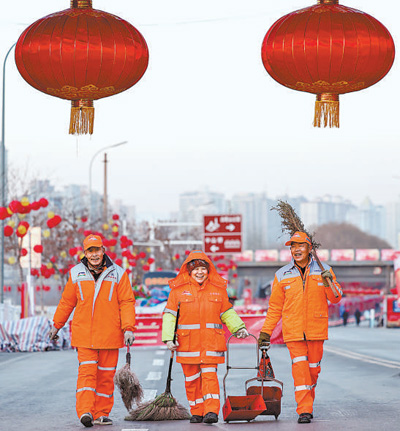 錦繡中國年丨堅守崗位作貢獻(xiàn) 凝心聚力共奮進(jìn)