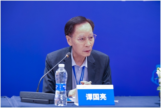 “專家云集，共謀發(fā)展！”