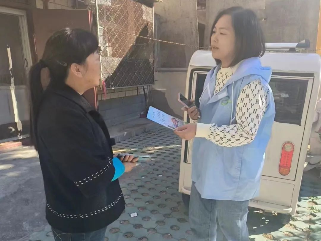 “大忙人”李書娟：忙出一個(gè)和諧幸福社區(qū)